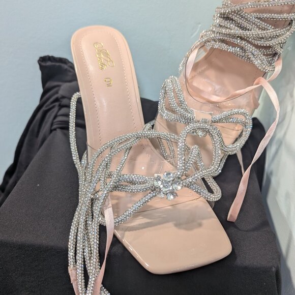 Mata Ball Night Women's Heels - Picture 3 of 10